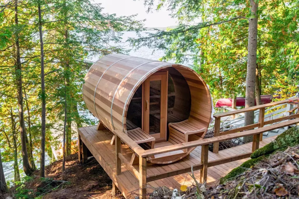Barrel-halfmoon-sauna-gallery